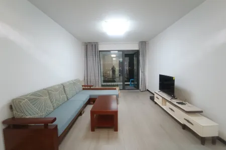 维多利亚湾南区（7-10）期 3房2厅1卫 南 精装