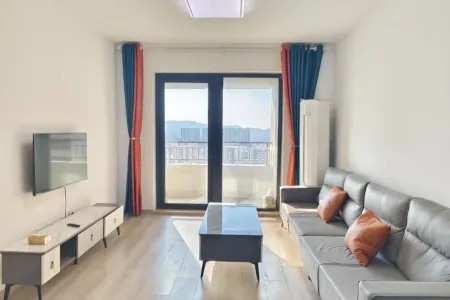 绿地城际空间站 3室2厅1卫南北 精装