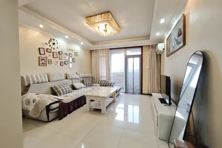 隆海东方华庭 2房2厅1卫 南 精装