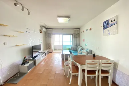 康大风和日丽 3室2厅2卫 南 中装