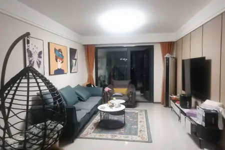 维多利亚湾南区（7-10）期 3房2厅2卫 南 精装