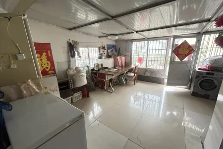 井冈新村 3室2厅1卫东西 精装