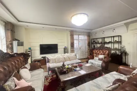 石雀小筑 3室2厅3卫南北 精装