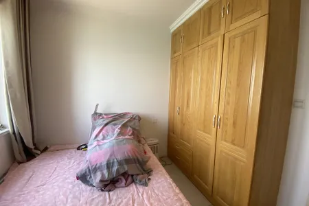 万达维多利亚湾（31-67号楼） 3室2厅1卫 南 精装