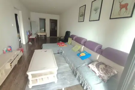 万达维多利亚湾（31-67号楼） 2室2厅1卫 南北 简装