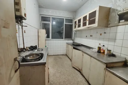 黑山小区 2室1厅1卫 南 普装