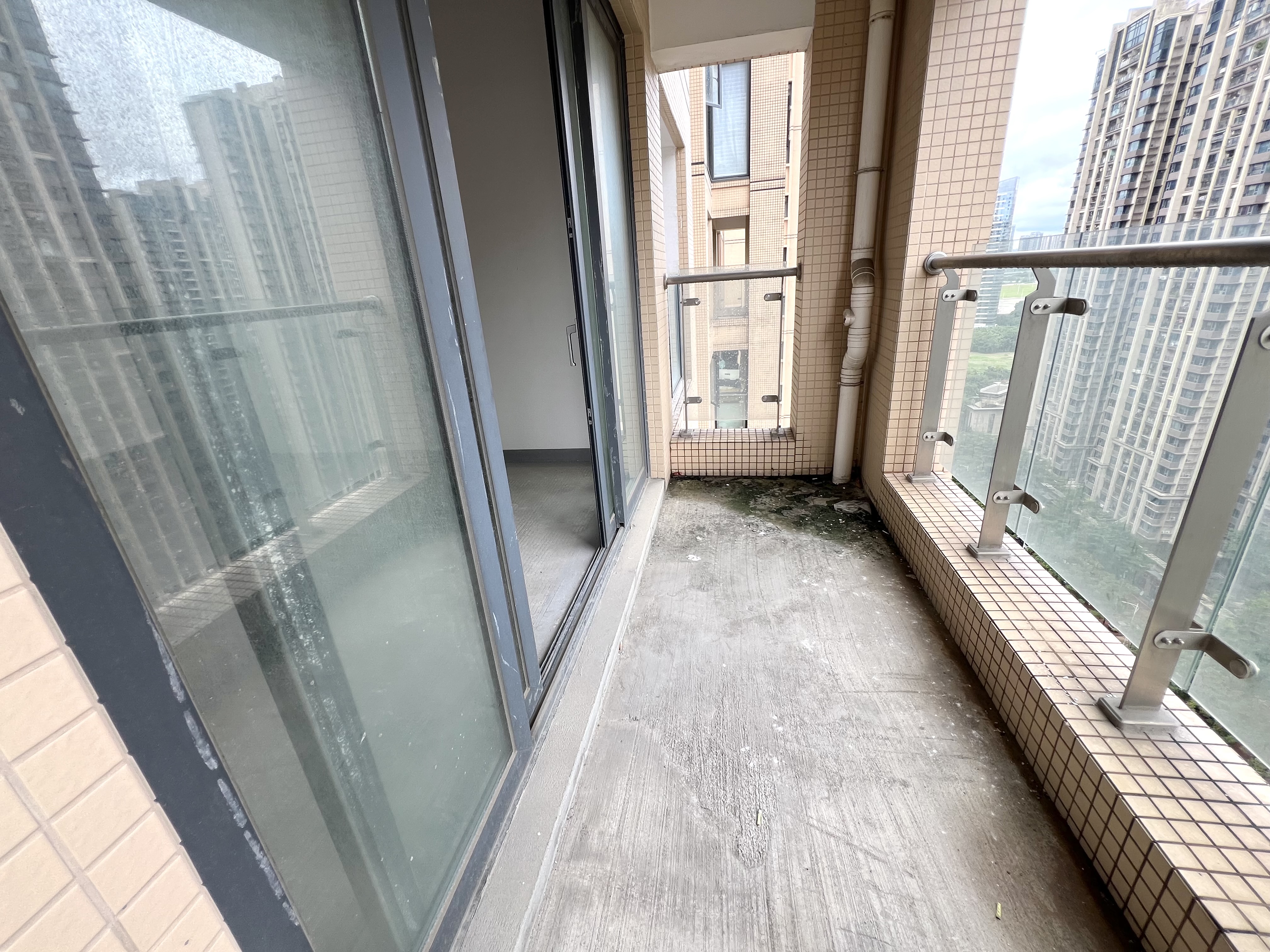 中铁建水岸公馆南区