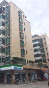 阳光倚翠
