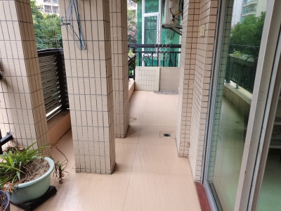 嘉逸华庭