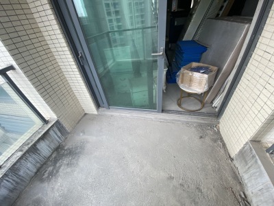 路劲隽悦豪庭-180万元三证齐全,满两年,VR房，性价比高