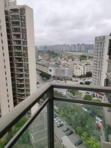 鼎信四季花园 210万元，性价比高