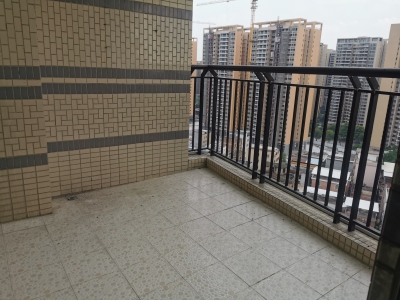 雅居乐名门十八