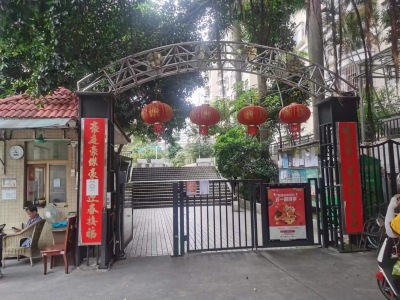 旅游文化胜地，商圈成熟,黄金地段,性价比高