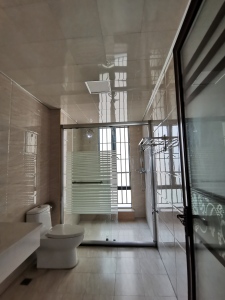 泊岸君庭