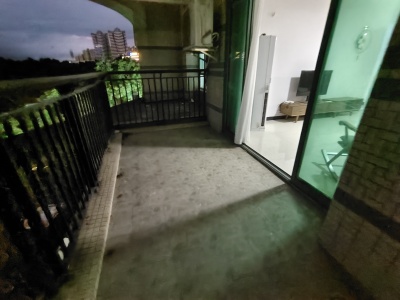 雅居乐名门十八