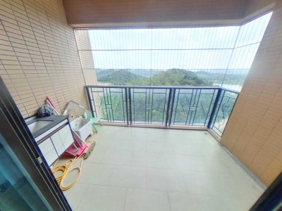新鸿基御华园