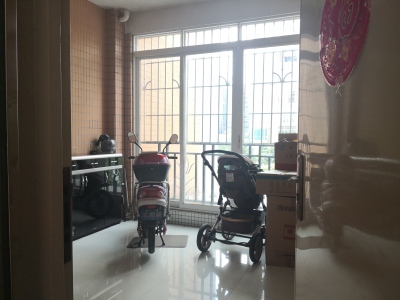 隆晖苑