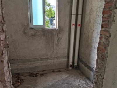 溢盈湖畔
