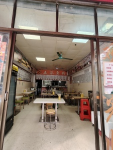 飞翔商务大厦黄金地段，性价比高