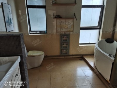 中房观湖国际