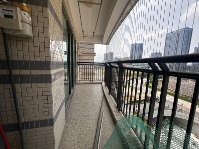 雅居乐名门十八