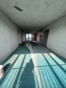 泊岸君庭
