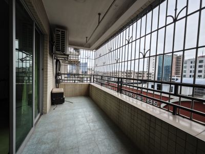 骏景大厦