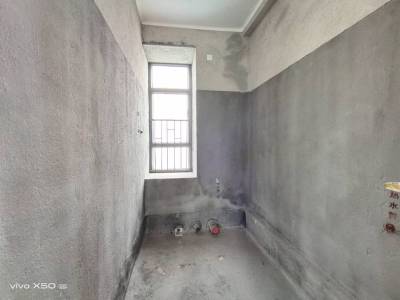 新鸿基御华园4500元/月VR房，性价比高
