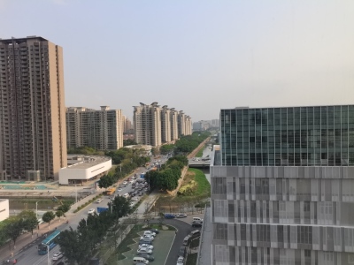 保利国际金融中心黄金地段，性价比高