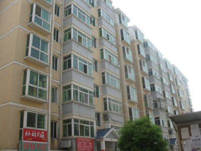 乘风小区，4房2厅2卫，195.22㎡，毛坯，70万元，新房联网（独家代理）