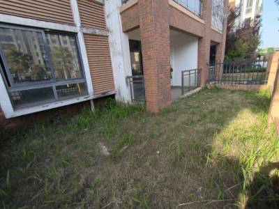 中航城新苑 2室2厅1卫 38万元 带院子,宜商宜住,三证齐全