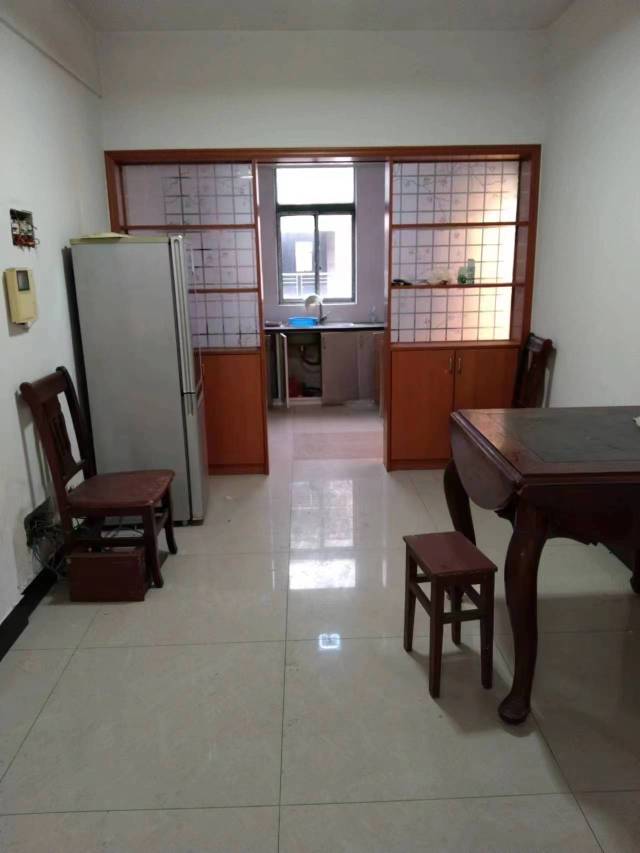 碧水华庭，2房2厅1卫，中装，1000.0元/月，新房联网【独家】