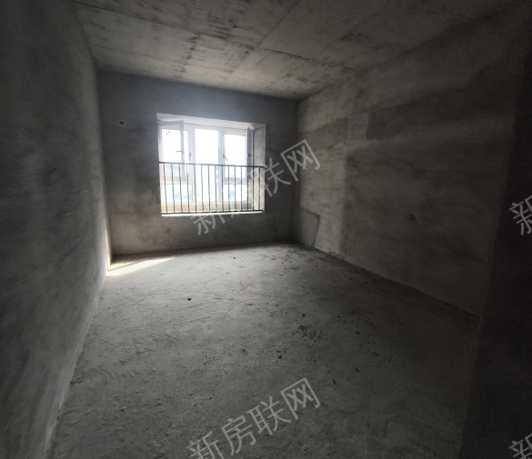 荷塘新城，4室2厅2卫，160㎡，毛坯，50万元，新房联网（独家代理）