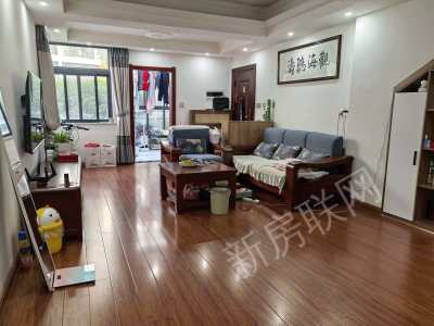 中航城果岭东方 3室2厅2卫 50万