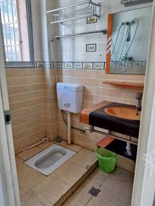 羽博安置房 2室1厅1卫 650.0元/月 学区房,拎包入住,家电齐全