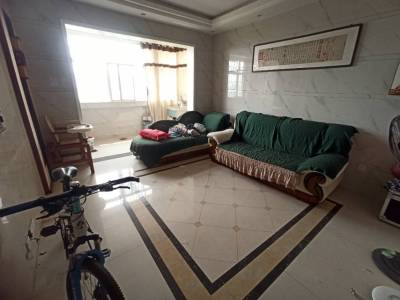 财富广场，3房2厅2卫，119.0㎡，精装，55万元，新房联网！