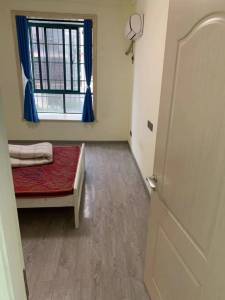 荷塘小区，3房2厅1卫，120.0㎡，中装，49万元，新房联网（独家代理）