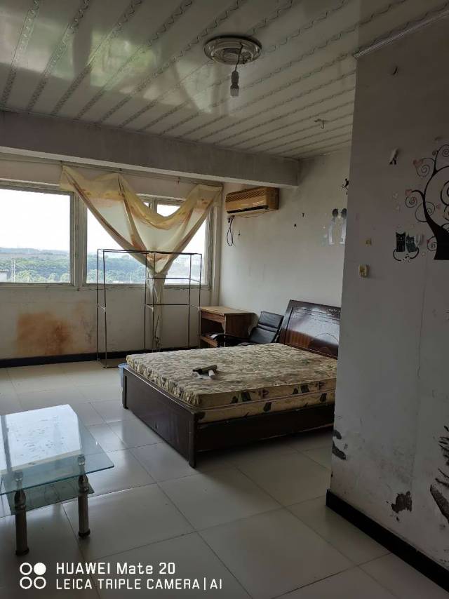 乘风小区，6房0厅6卫，155.1㎡，简装，38万元，新房联网（独家代理）