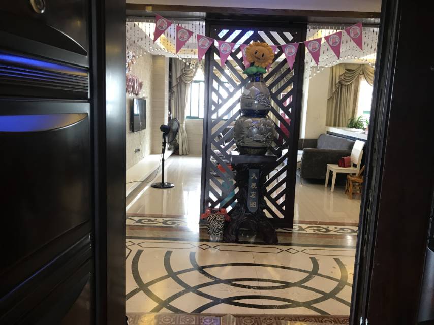 深傲共逸佳苑，5房2厅2卫，257.7㎡，精装，116万元，新房联网（独家代理）