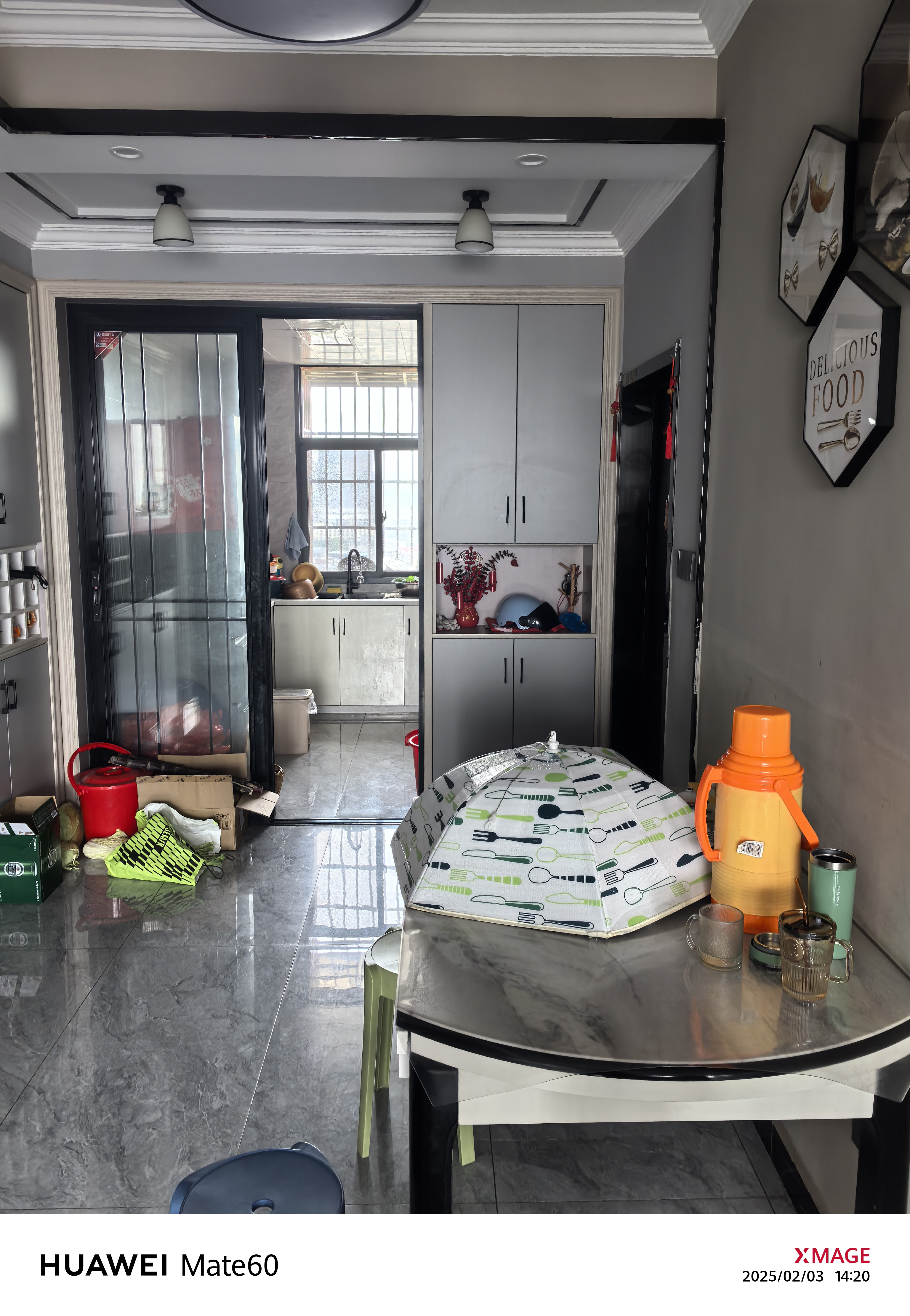 碧水华庭 3室2厅2卫 37万 满两年,南北通透,采光充足,满五年,唯一住房