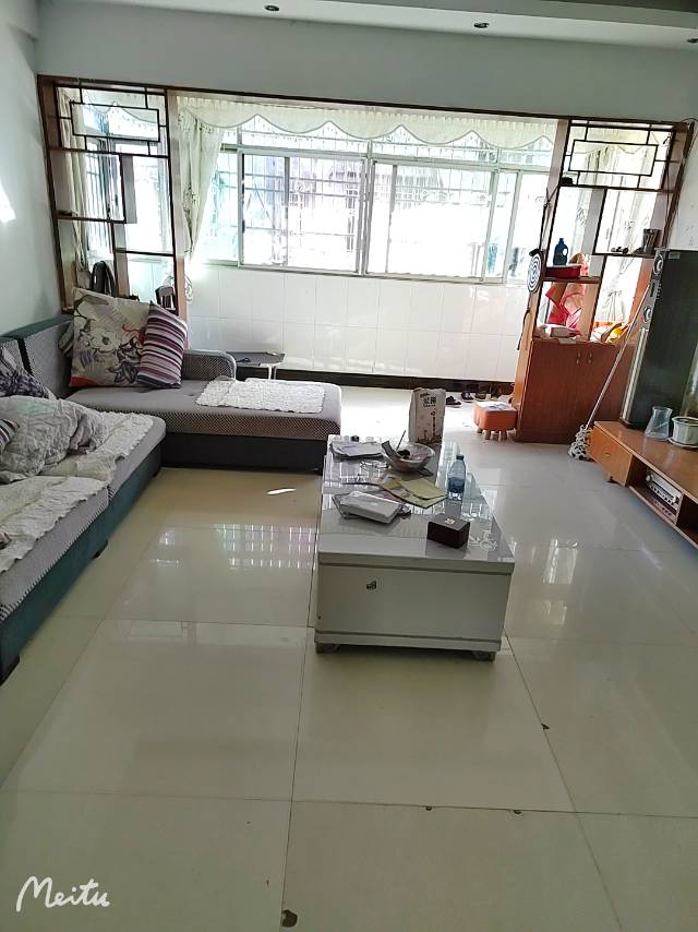 忠茂广场，3房2厅1卫，精装，1100.0元/月，新房联网（独家代理）