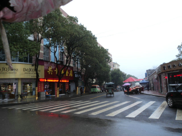 北峰小区，2房1厅1卫，简装，600.0元/月，新房联网（独家代理）