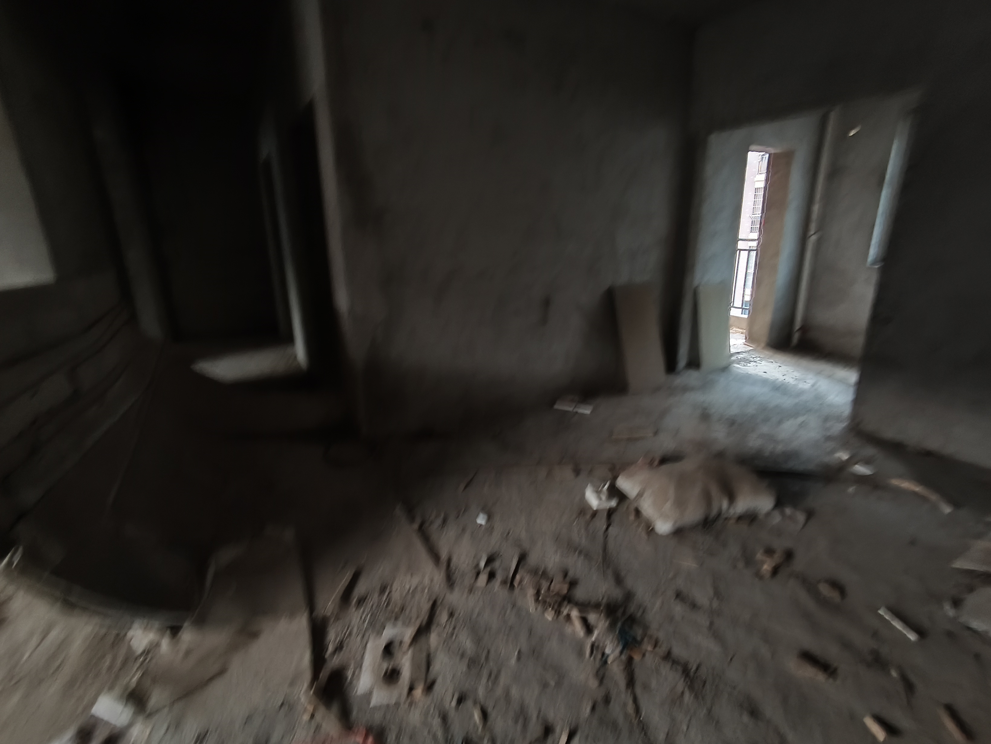 翠湖名都，6房2厅3卫，134.62㎡，毛坯，45万元，新房联网（独家代理）