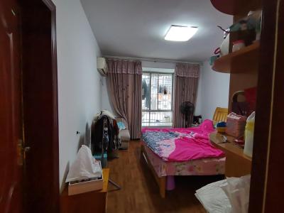 紧邻地铁口,普明北路西段6号，稀缺小房型双南房