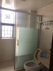 星湖华苑