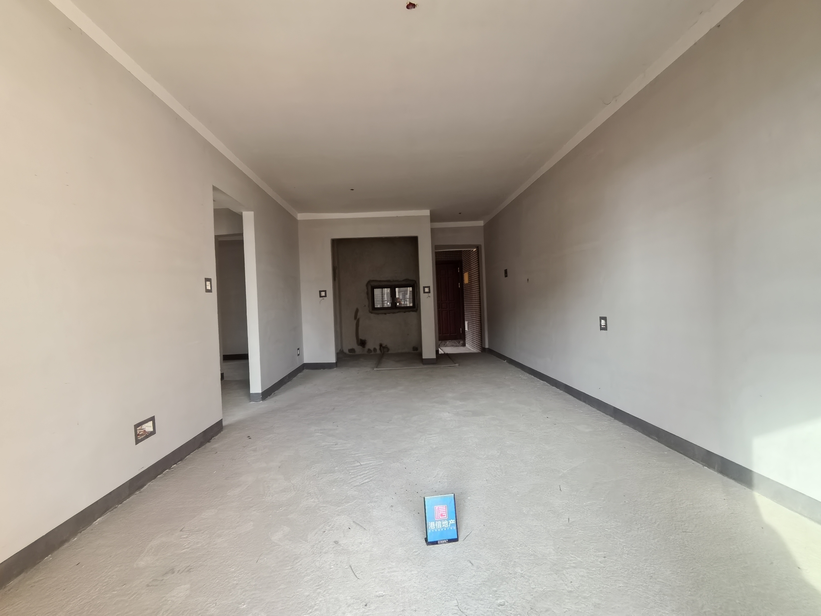 保利国际三期3室2厅2卫 102.2m²亮点65万