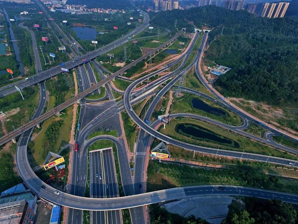 向东！三条“黄金走廊”交汇，勾勒出中山新爆发点！