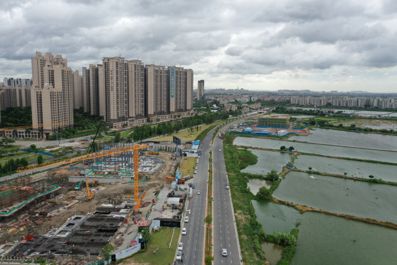 瓶颈打通！胜隆东路今日联通三角快线