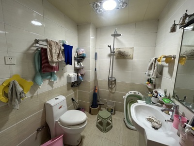 凤凰城北岛琥珀居 2室2厅1卫 45万 南北通透