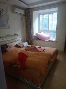 香江比华利山庄